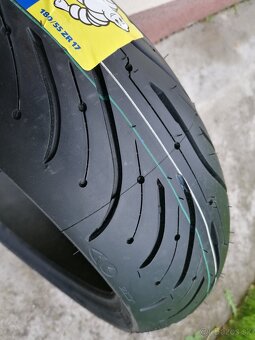 180/55zr17 MICHELIN Pilot Road 4 GT - 5