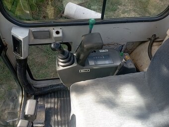Minibager Takeuchi TB 016 - 5