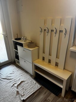 Nábytok na chodbu - vešiak - botník - komoda - 5