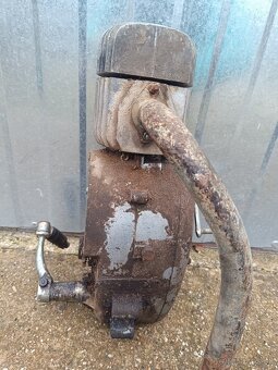 Motor Jawa pionier 05 + orig. Štítok DE - 5