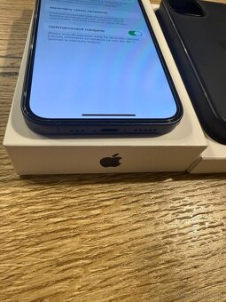 Predám iPhone 13 – 128 GB (Midnight) - 5