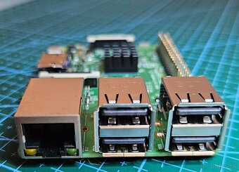Raspberry Pi 3B s chladením + Zdroj 5.1V/3A s vypínačom - 5