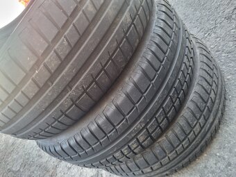 predám sadu letnu 205/60/R16 - 5