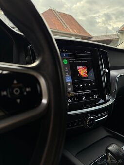 Volvo V60, 2021, 2.0 benzín - 5