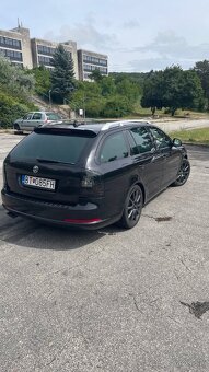 Škoda Octavia Combi 2.0 TDI CR DPF RS - 5