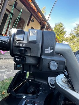 Yamaha FJR 1300 AE - 5