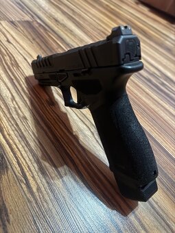 Springfield Armory Echelon™ 3-dot tritium, 9x19 mm v ZÁRUKE - 5