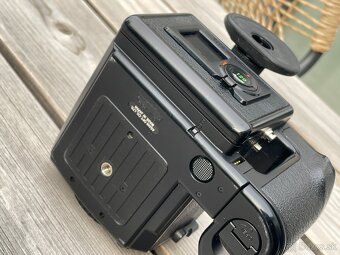 Pentax 645N - 5
