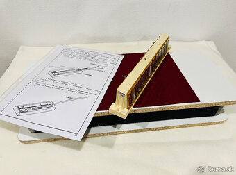 Predám ladiaci stolík/ BOX na ladenie akordeónov a heligonie - 5