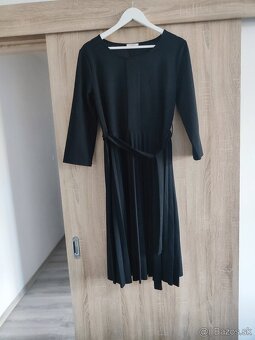 čierne elegantné šaty s čipkou, šaty s plisovanou sukňou - 5