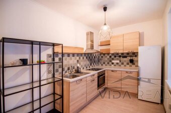 Na prenájom 2 izbový byt v centre Trnavy - 5