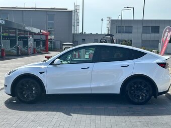 Predám Teslu Model Y RWD LFP batéria, tažné zariadenie - 5