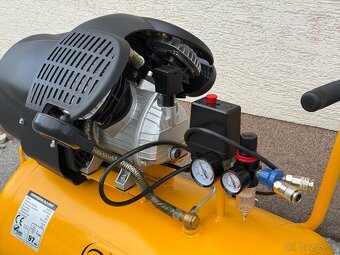 Vduchový kompresor Huragan 100L - 5
