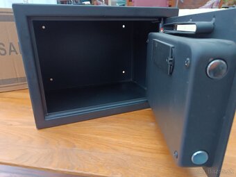 Predám domáci trezor BTV Safe box 30 - 11kg - 5