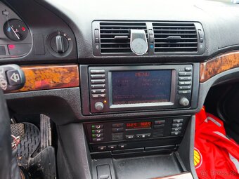 BMW E39 530i Manuál - 5