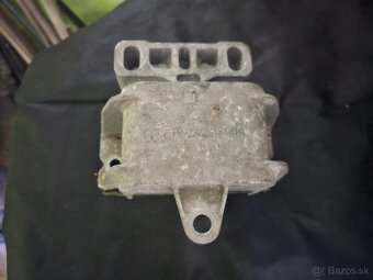 Náhradné diely - 5