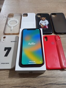 I phone XR64gb - 5