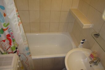 Prenajom 3 izb.byt Bratislava-Petrzalka - 5