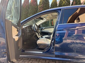 Volvo XC60 D4 - 5