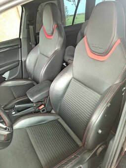 Škoda Octavia Combi 2.0 TDI DPF RS DSG - 5