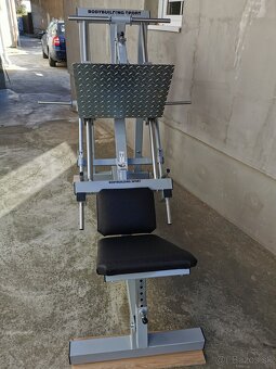 Legpress šikmý 45° s vodiacimi kolieskami - 5