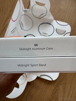 NOVÝ Apple watch SE - 5