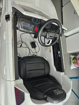 Elektrické autíčko Audi Q7 - 5