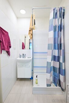 Veľký 2- izbový byt v CENTRE- po komplet. rekonšt. r.2017 - 5