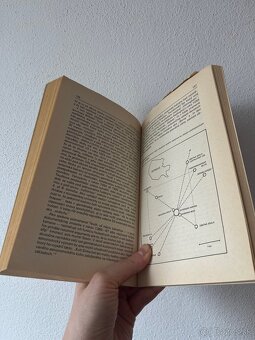 Erich von Däniken - Kozmické stopy - 5