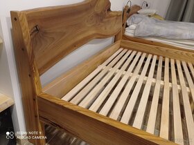 Masívna posteľ z jaseňa - 5