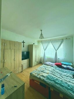 Na predaj 3 izbový tehlový byt s vlastným kúrením, Dulovce - 5