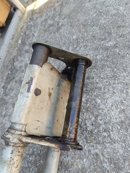 Vidlica Jawa pionier 20,21 - 5