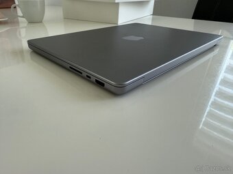 MacBook Pro 14” M1 Pro 512 GB, SK klávesnica – 98 % batéria - 5