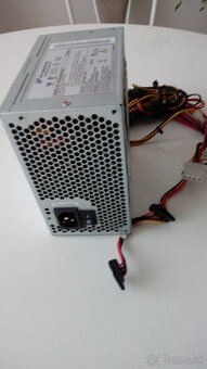 Predám napájací zdroj PC ATX. - 5
