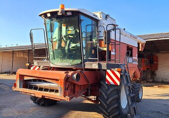 Predáme obilný kombajn zn.Fiatagri, Laverda 624 - 5