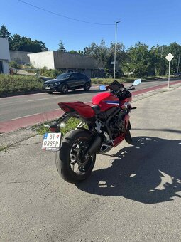 Predám motorku Honda CBR650R 2024 - 5