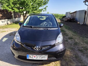 Toyota Aygo Sedan 50kw Manuál - 5