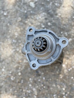 Štarter Bosch na Scaniu. - 5