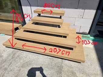 Schody + parapety - Robené na mieru - 5