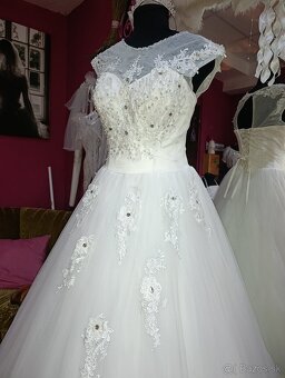 Nádherné svadobné šaty - 5