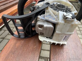 Predám motorovú pilu STIHL MS 211C - 5