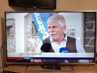 Predám 3D Full HD LED SMART PANASONIC TX-47AS740E - 5