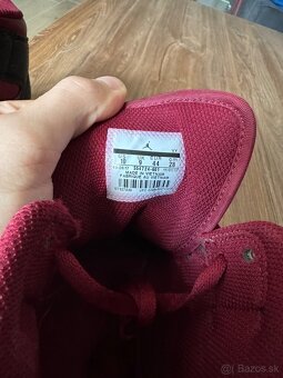Nike Air Jordan 1 mid burgundy tenisky veľkosť 44 - 5