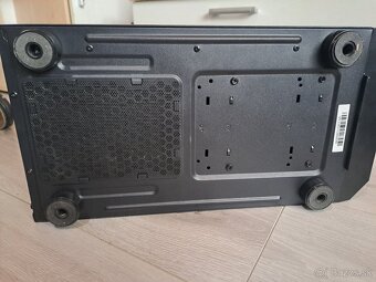 i7 9700 @3.0 GHz / RTX 3050 / 1,6T SSD / 32GB RAM - 5