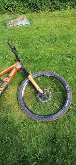 Predám CANYON Spectral CF8 CLLCTV 2024 carbon  vel. M - 5