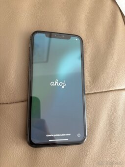 Predam Apple Iphone 11 64GB cierny - 5