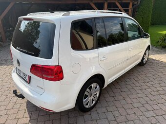 Volkswagen Touran 2,0 TDi Dsg 7miest - 5