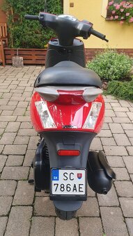Skúter Piaggio ZIP 50 4T - 5