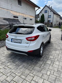 Hyundai ix35 2.0 crdi 4x4 - 5