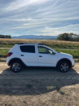 predám dacia sandero stepway lift 66kw,0,9 - 5